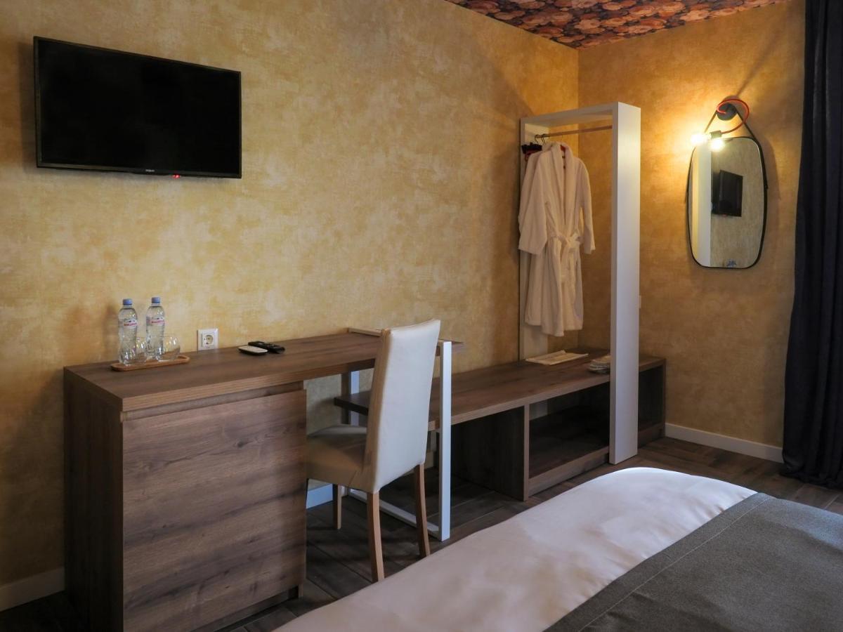 Hotel Banihills Тбілісі Екстер'єр фото