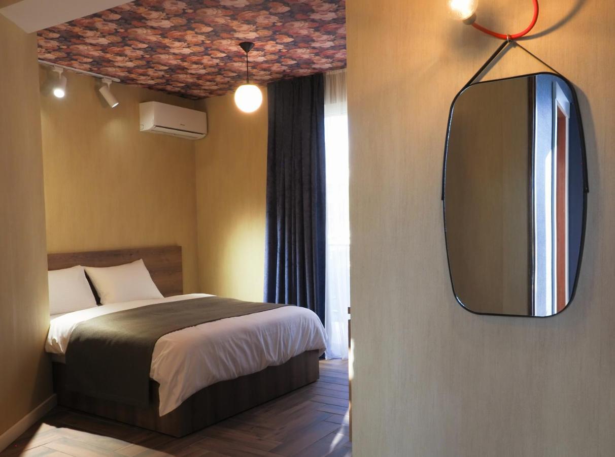 Hotel Banihills Тбілісі Екстер'єр фото
