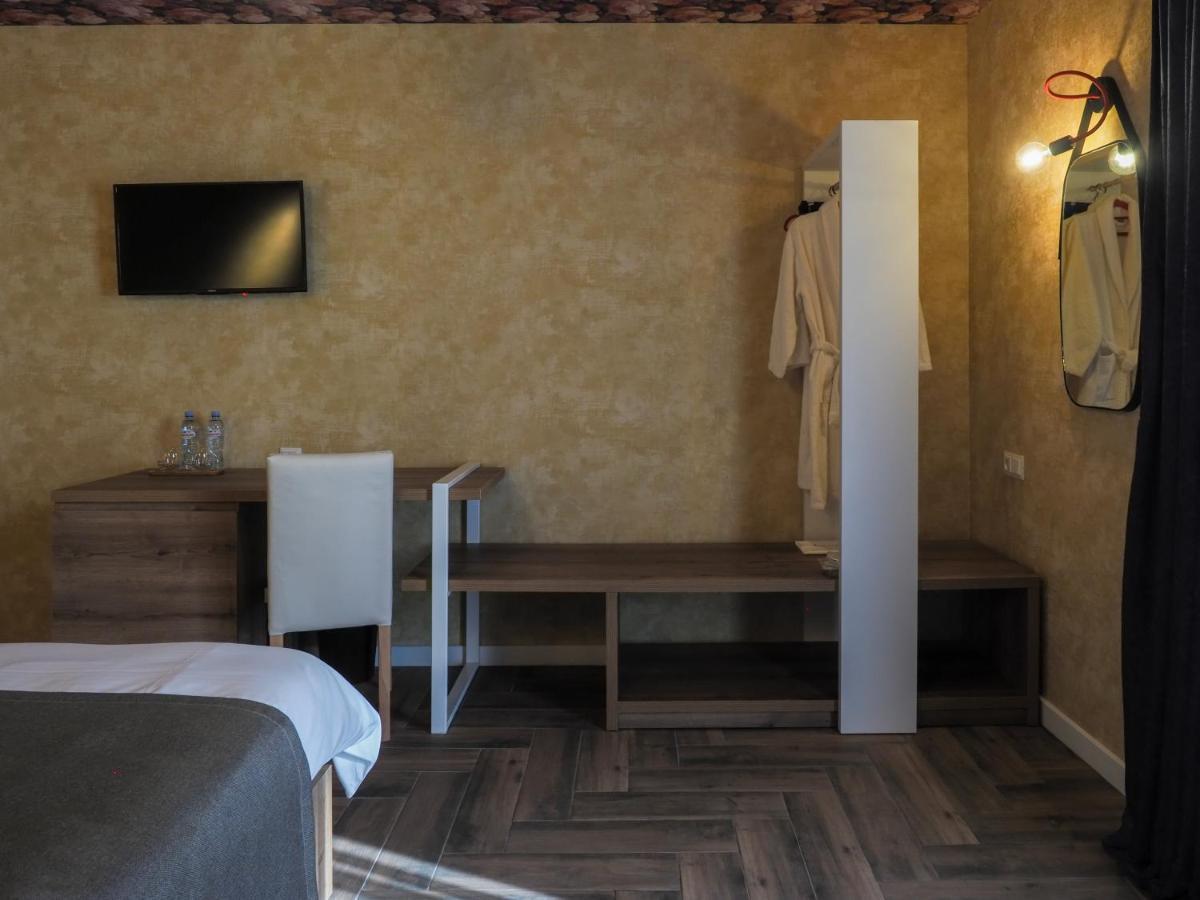 Hotel Banihills Тбілісі Екстер'єр фото