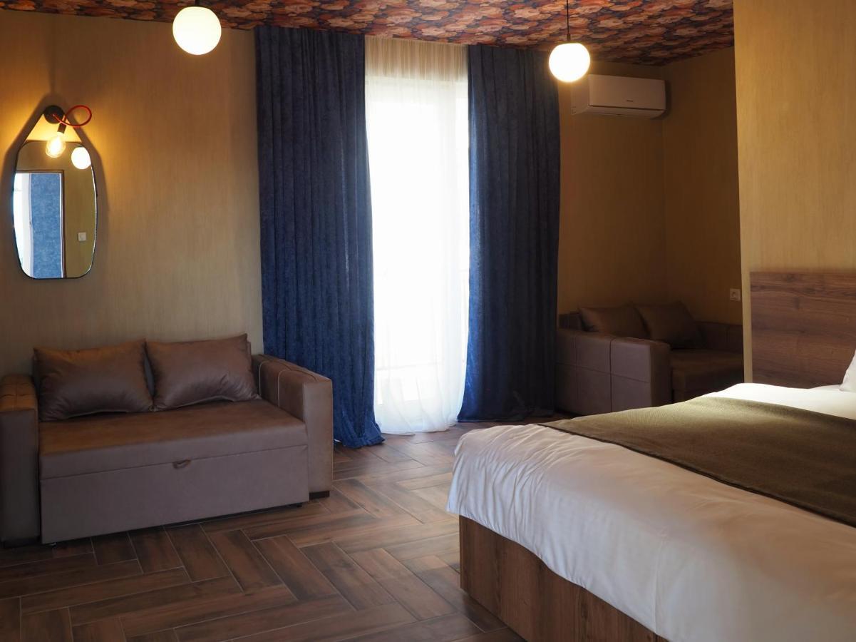 Hotel Banihills Тбілісі Екстер'єр фото