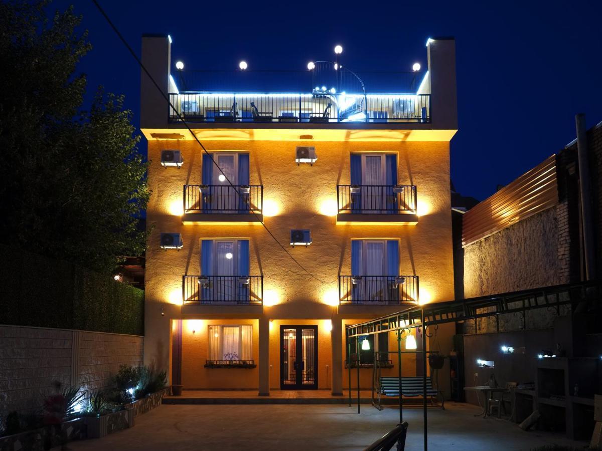 Hotel Banihills Тбілісі Екстер'єр фото
