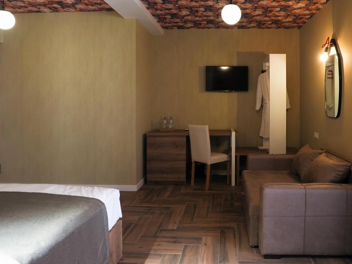 Hotel Banihills Тбілісі Екстер'єр фото