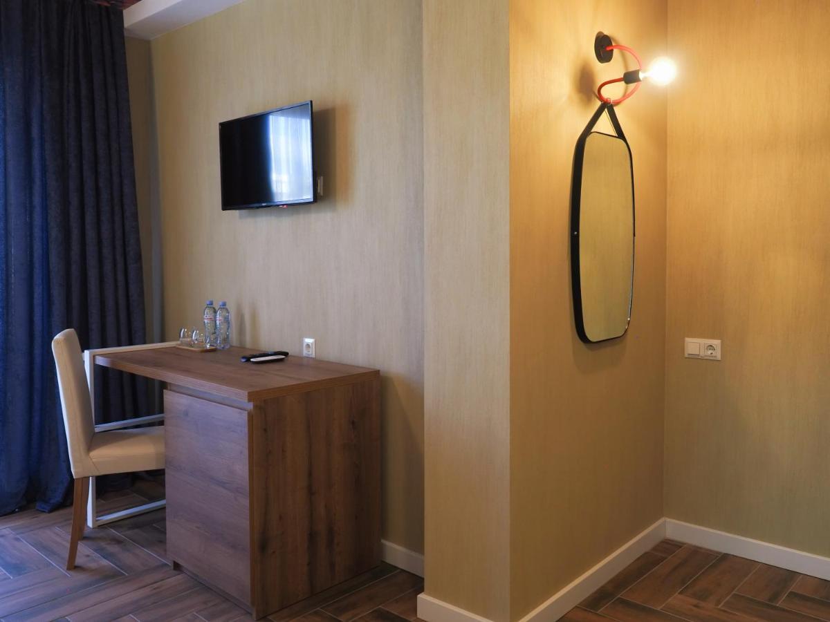 Hotel Banihills Тбілісі Екстер'єр фото