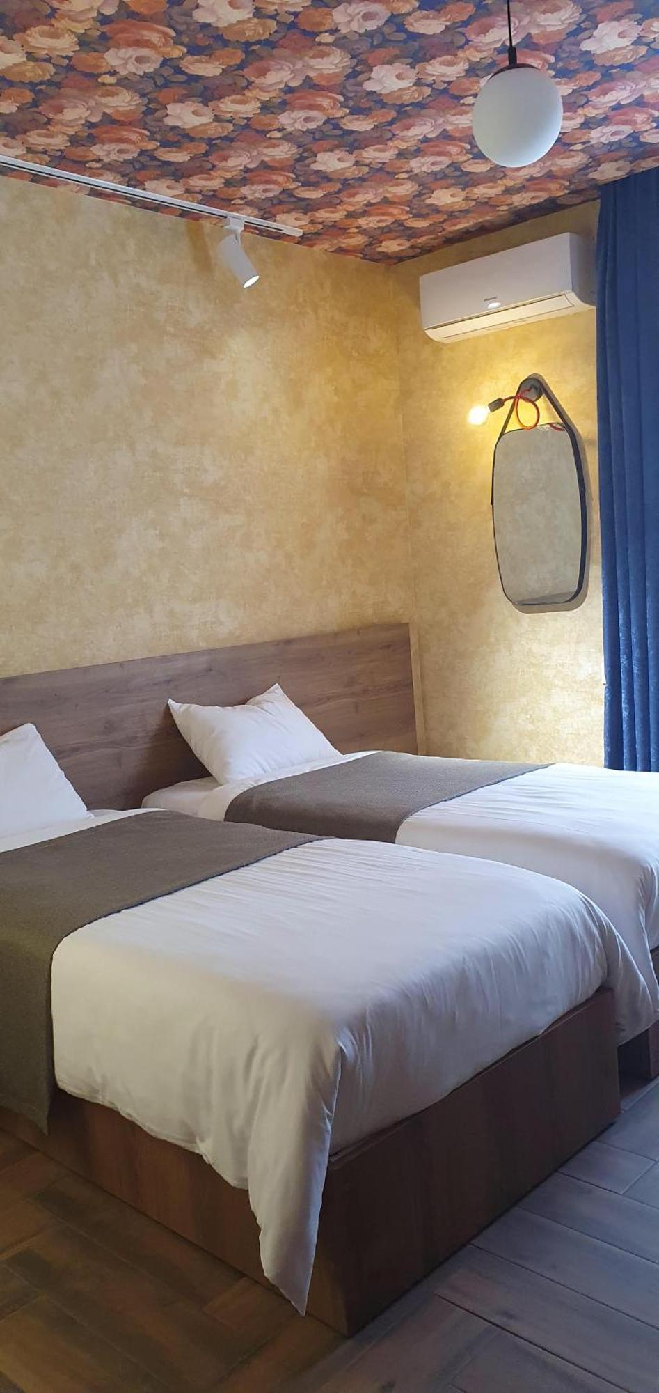 Hotel Banihills Тбілісі Екстер'єр фото